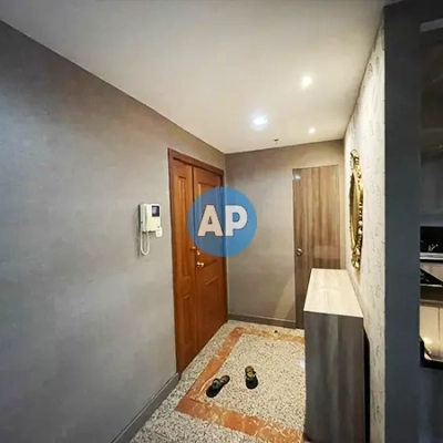 Foyer unit Apartemen Pavilion Tower 1 119 m2 renovasi