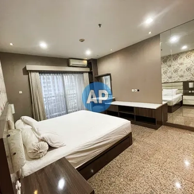 Kamar tidur master luas unit dijual Apartemen Pavilion Tower 1 renovasi