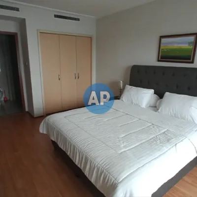 Sewa Pavilion Jakarta kamar tidur utama kedua full furnish