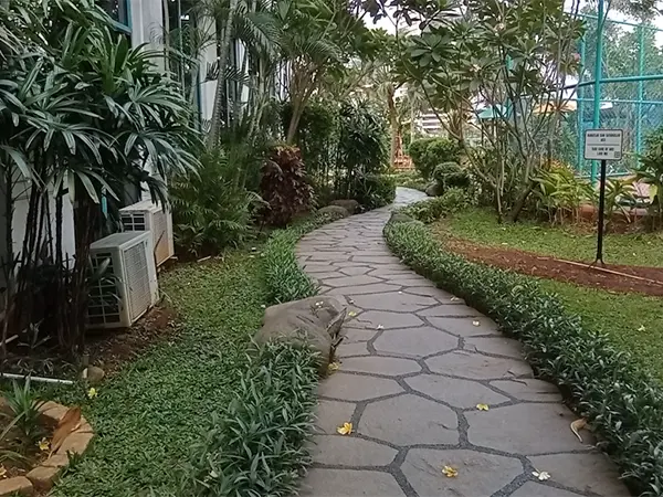 fasilitas jogging track apartemen pavilion jakarta area olahraga outdoor premium