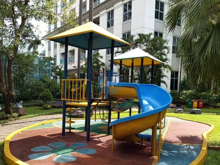 Area bermain anak di Playground Apartemen Pavilion Jakarta