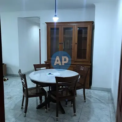Dining Room Apartemen Pavilion 2 Kamar Furnish