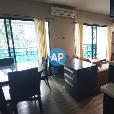 Dining room apartemen Pavilion Sudirman 1BR dijual, area makan rapi dan nyaman.