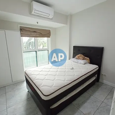 Kamar tidur kedua apartemen Pavilion Sudirman tower 2 furnish