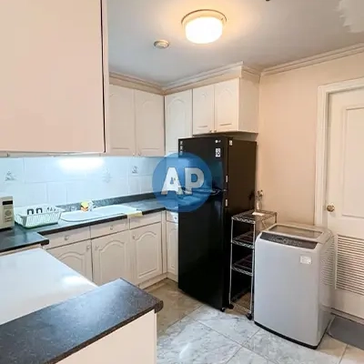 Dapur Apartemen Pavilion luas 119 m2 dekat MRT Jakarta