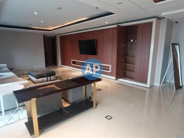 Living Room Sewa Apartemen Mewah Pavilion 3BR Renovasi Living room luas dan mewah unit sewa apartemen Pavilion Jakarta 3 kamar tidur