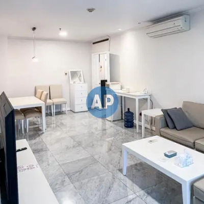 Ruang keluarga Apartemen Pavilion 2BR dekat MRT Jakarta