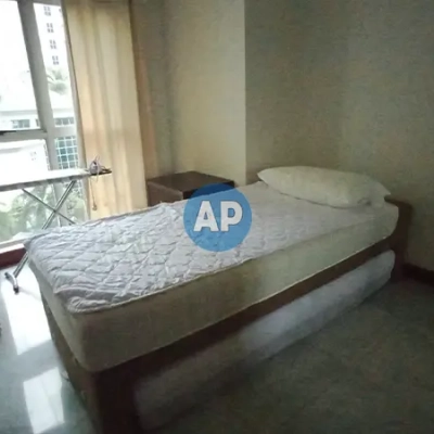 kamar tidur kedua pavilion apartemen disewa tower 4 furnish