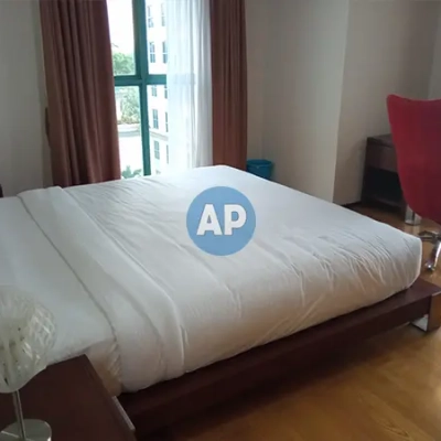 Kamar tidur utama apartemen Pavilion Jakarta Sudirman disewa furnish
