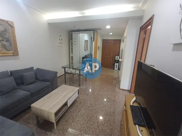 Sewa apartemen Pavilion 1BR dengan living room nyaman dan fully furnish tower 3