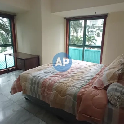sewa apartemen pavilion 2br kamar tidur utama tower 4 furnish