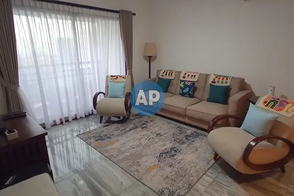 Ruang tamu sewa 3BR Apartemen Pavilion 142 m2
