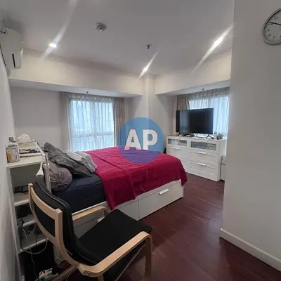 kamar tidur utama apartemen pavilion jual 3br luas 142m2 furnish