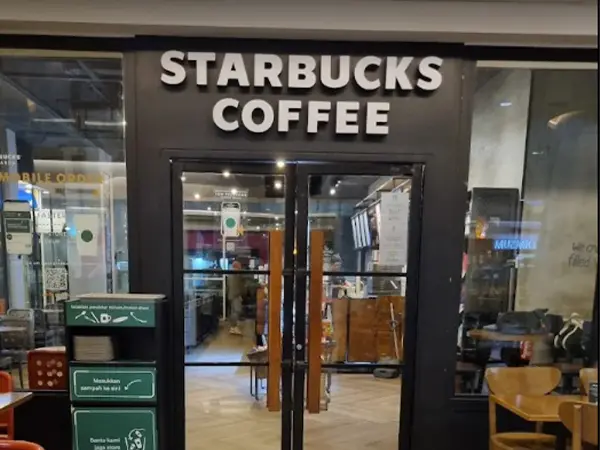 Starbucks Citywalk Sudirman Jakarta tempat nongkrong nyaman di kawasan Sudirman