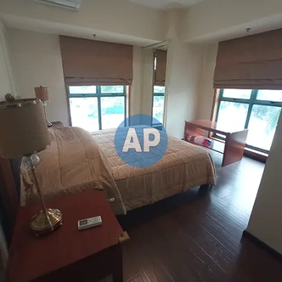 Kamar tidur utama Apartemen Pavilion dijual fully furnished