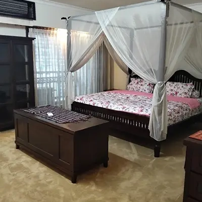 Kamar tidur kedua Apartemen Pavilion untuk keluarga