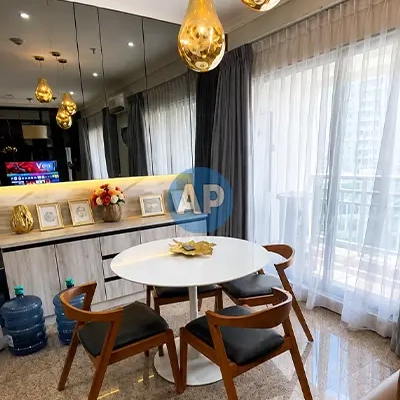 Ruang makan Apartemen Pavilion 2 kamar tidur