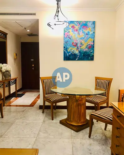 Ruang makan apartemen Pavilion 58 m2